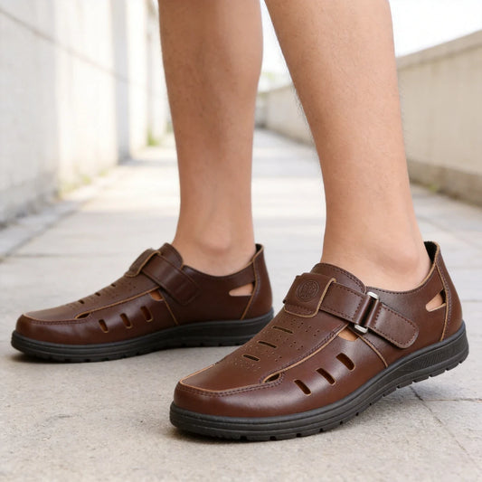 【39-44】👞Sandalias casuales antideslizantes de cuero genuino transpirables con diseño calado para hombre, colección verano 2026