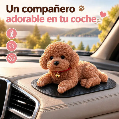 🐶💕 ¡El pasajero más tierno de todos! Este accesorio para el coche, un perrito suave y blandito, hace que cada trayecto sea un poquito más dulce.  🚗💗
