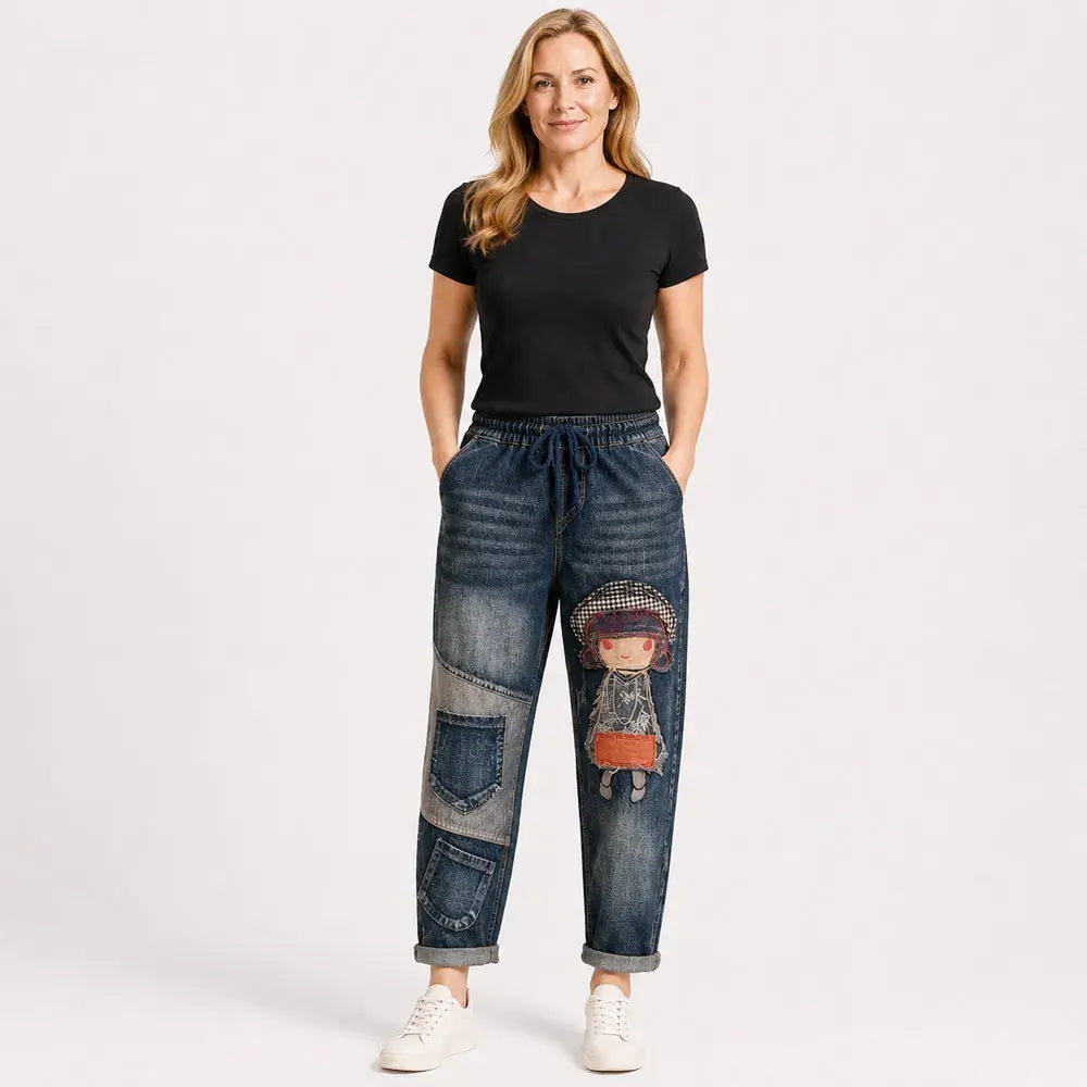 Blugi Dama Retro Lejeri cu Broderie Aplictă & Talie Elastică – Blugi Harem Stil Inedit (Mărimi S-5XL, 2 Culori) 👖✨🍂