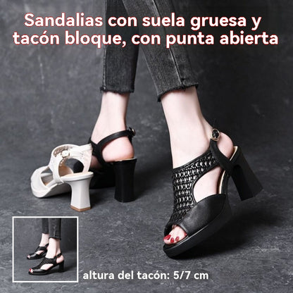 🔥【35-40】👡2026 Nuevas Sandalias de Verano, Tacón Plano, Punta Abierta, Suela Gruesa y Tacón Plano, Boca de Pez (Altura del Tacón 5/7 cm)