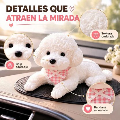 🐶💕 ¡El pasajero más tierno de todos! Este accesorio para el coche, un perrito suave y blandito, hace que cada trayecto sea un poquito más dulce.  🚗💗