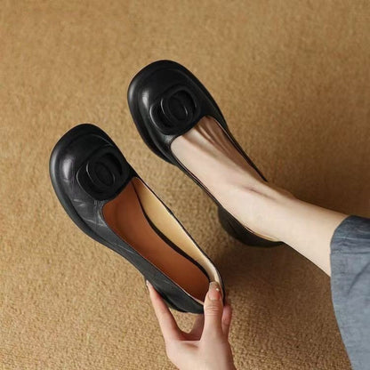 【Korlátozott ajánlat】【35-40】2025 Kényelmes bőr cipők 👠 Retro 5 cm sarok 🌟 Elegáns és sokoldalú