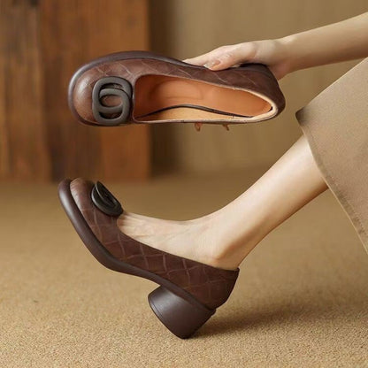 【Korlátozott ajánlat】【35-40】2025 Kényelmes bőr cipők 👠 Retro 5 cm sarok 🌟 Elegáns és sokoldalú